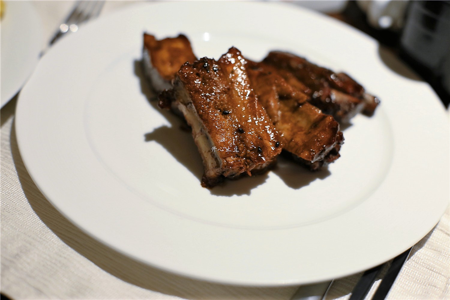 带上大牌口红，这家5星级酒店自助餐5折，亚洲女神月走起！