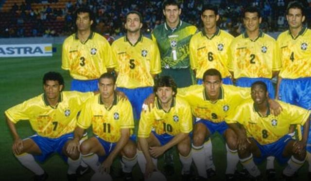 外星人罗纳尔多钟摆过人,足坛外星人罗纳尔多年轻时