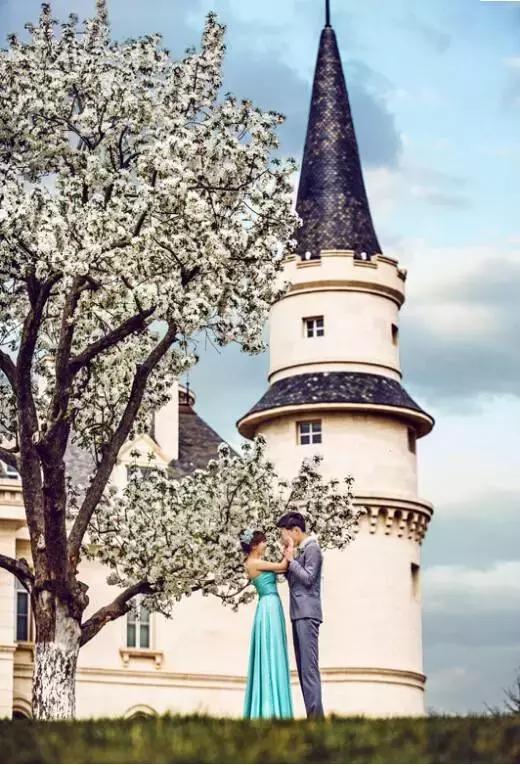 拍婚纱照需要准备捧花吗,10月份结婚几月份适合拍婚纱照