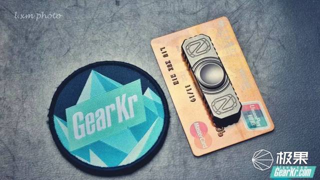 有多种玩法的高科技指尖陀螺,世界级指尖陀螺