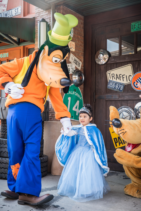 上海迪士尼乐园吃什么比较划算,上海迪士尼酒店住宿攻略