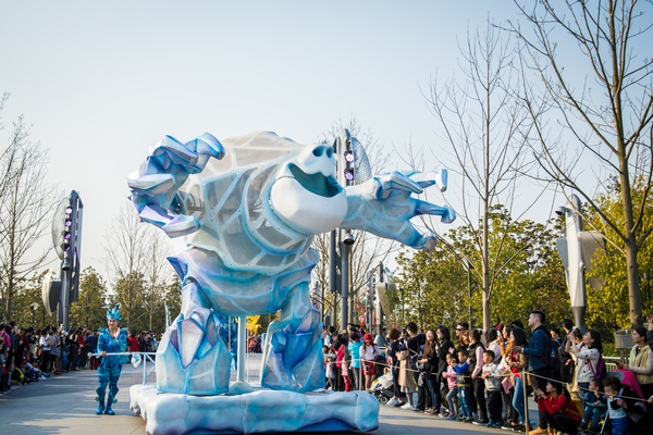 上海迪士尼乐园吃什么比较划算,上海迪士尼酒店住宿攻略