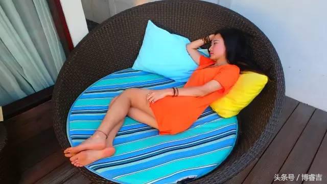 体验过你从未体验过的情感,体验你没体验过的人生