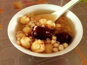 女人身上湿湿的怎么回事,女人身上总是湿湿的是怎么回事