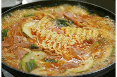 超好吃的泡面怎么吃,这样泡的泡面比平时好吃十倍