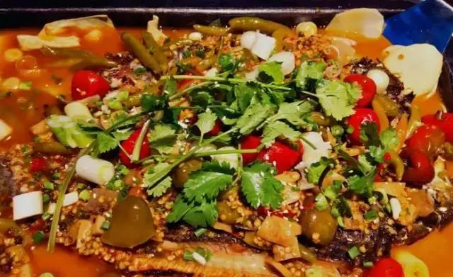 据说99%的人都喜欢这道海鲜美食,重庆必吃的100家烤鱼店