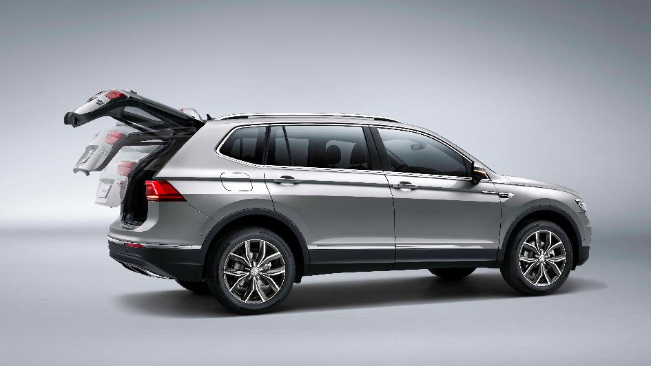 多年不见的朋友突然出现在你面前,多年不见的好友突然找你