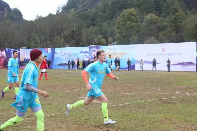 靖哥哥去哪里了,靖哥哥旅行