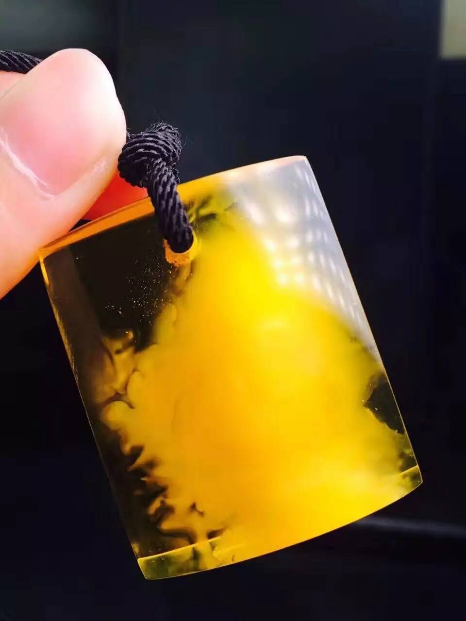 琥珀蜜蜡某宝网上便宜卖，分分钟坑你没商量……