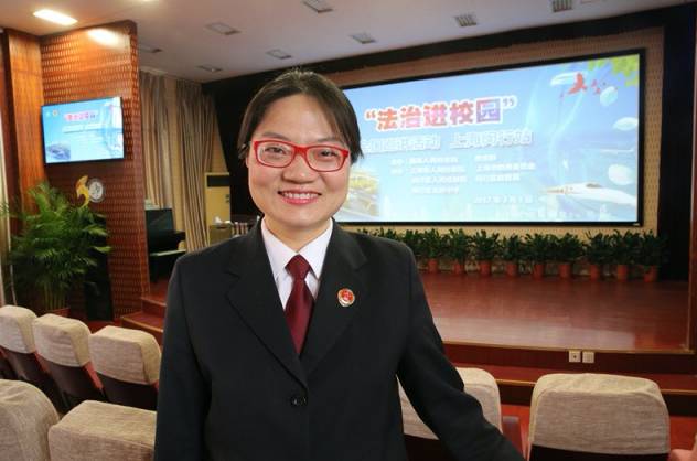 萤火虫朗读稿,泰戈尔萤火虫朗诵完整版