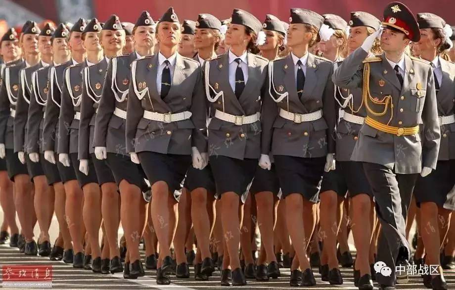 最美的服装就是军装,分享你们觉得最惊艳的衣服