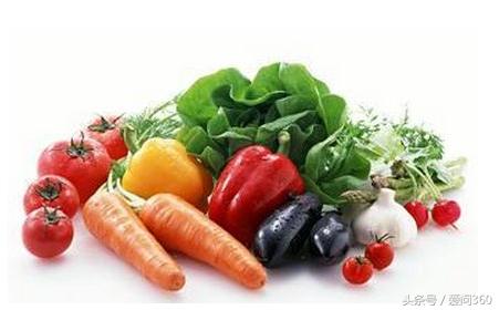 痛风发作时能不能吃降尿酸的药物,痛风病人到底不能吃什么食物