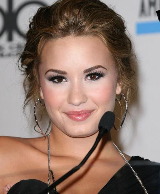 化妆六大注意事项,化妆的七大禁忌