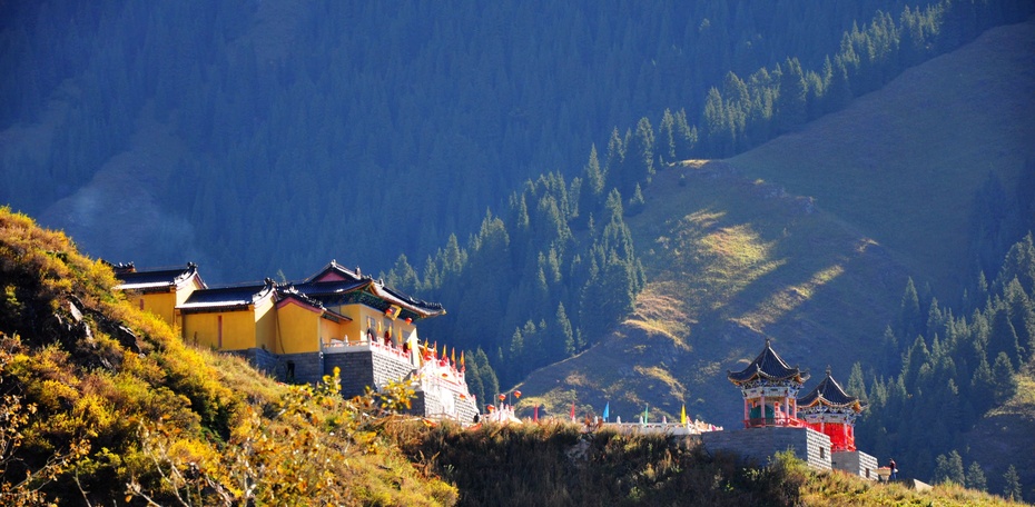 神秘又美丽的天山天池,天山天池是西王母沐浴之地吗