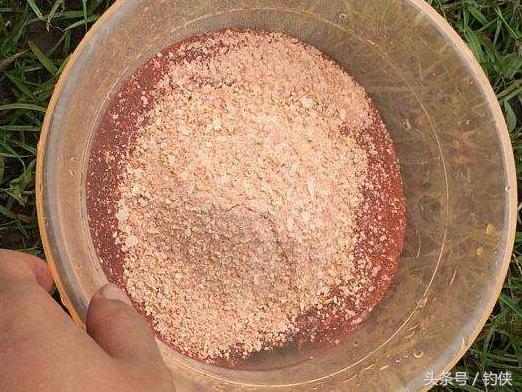 爆炸钩钓鲤鱼用商品饵料配方,爆炸钩钓鲤鱼商品饵料配方