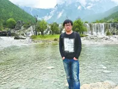 武汉这群人脑壳一定“坏”掉了!大家挤破头进BAT他们逆向而行