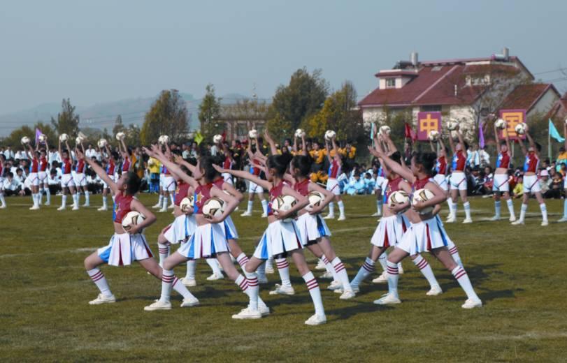 浜戝崡娉歌タ鍘跨編濂虫紓浜悧,浜戝崡绾㈡渤娉歌タ缇庡コ