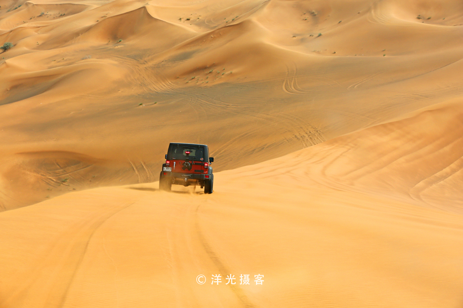 迪拜冲沙是玩什么,迪拜冲沙一点不刺激