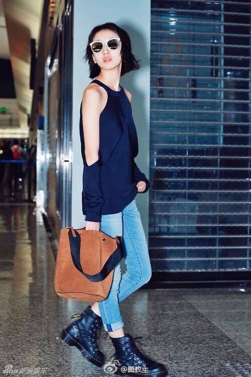 拿出他年轻时的照片对比一下,你敢面对以前的自己吗