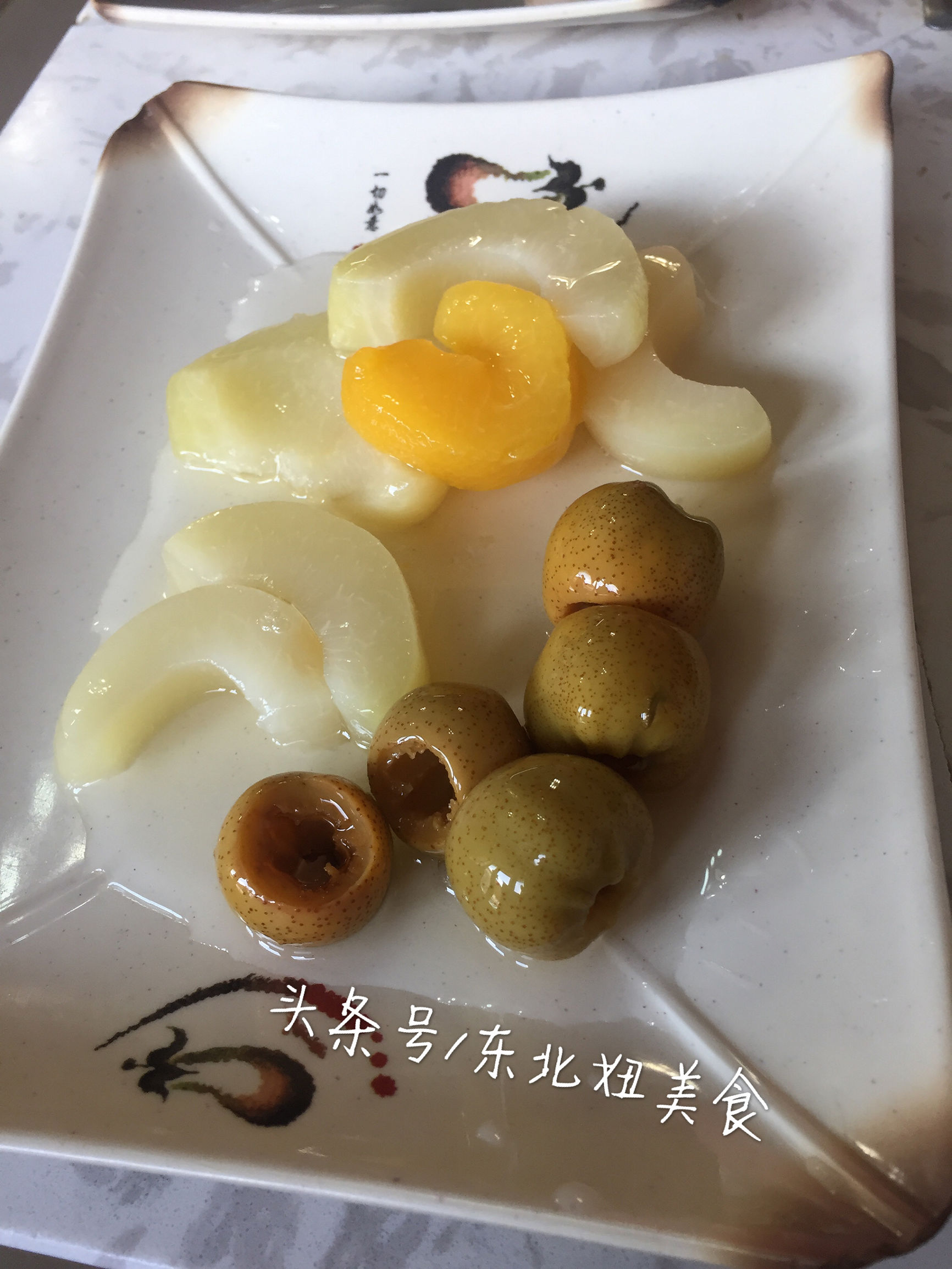 吃自助没吃多少就很撑,吃自助火锅没吃几口就饱了