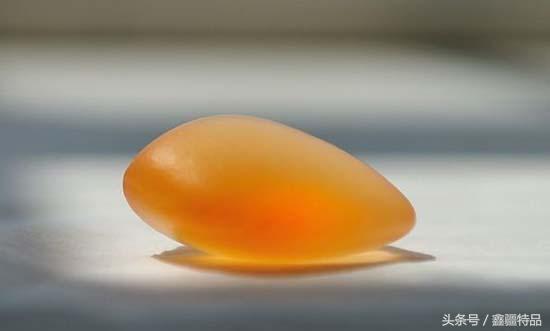 怎么区分新疆戈壁海蓝宝石的真假,价值400万的新疆戈壁海蓝宝石