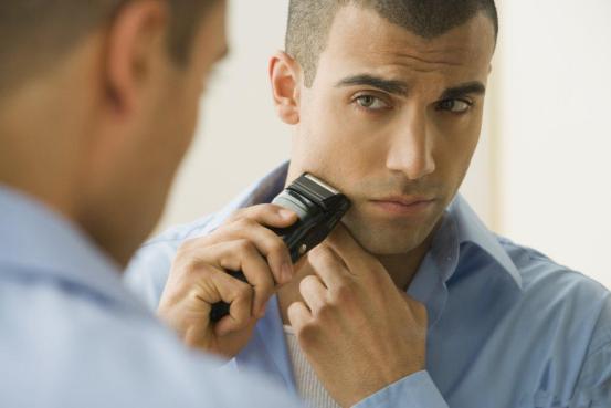 剃须刀给男士理发,剃须刀送给男生礼物