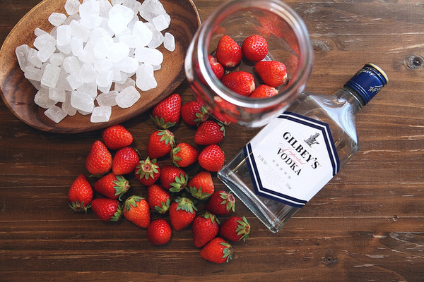 在不同的季节，酿造不同果酒，感受自酿果酒的喜悦