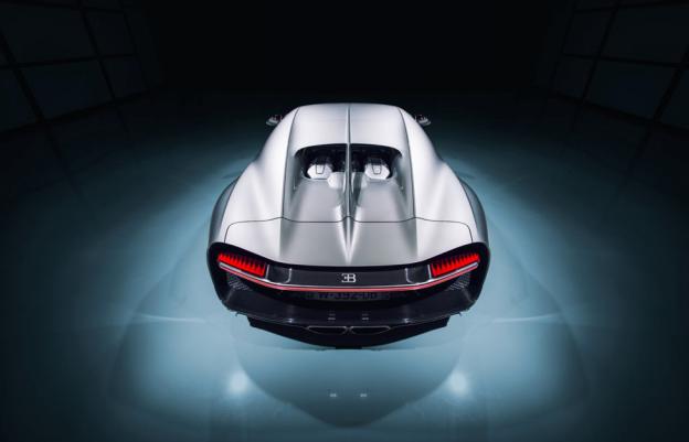 布加迪威龙490公里极速切勿模仿,布加迪威龙417公里极速视频