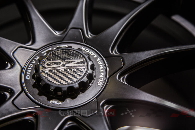 f1的设计,ozformulahlt轮毂怎么样