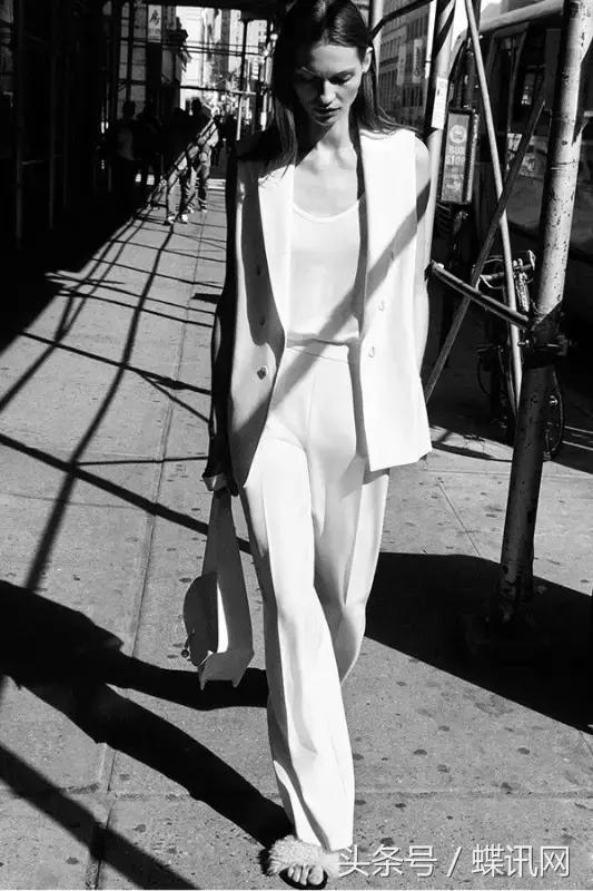 zara2021春季穿搭广告,zara大片拍摄