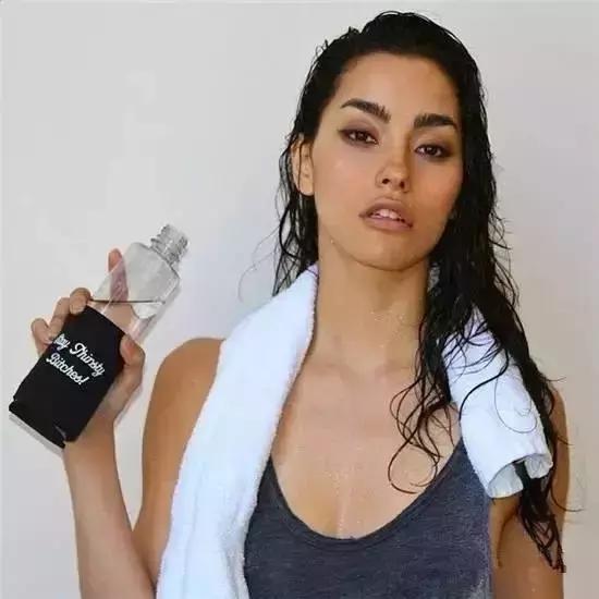 adrianneho李宁,adriannehosupreme