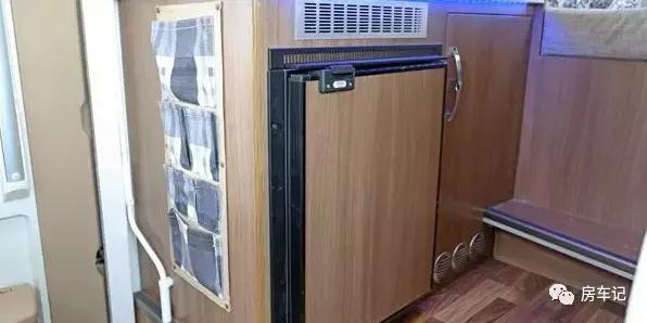 凯伦宾威大通c型房车评测,福特新世代凯伦宾威b型房车