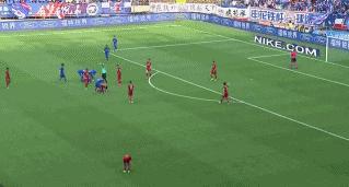 盘点中超赛程奇葩犯规,中超四大恶人名场面