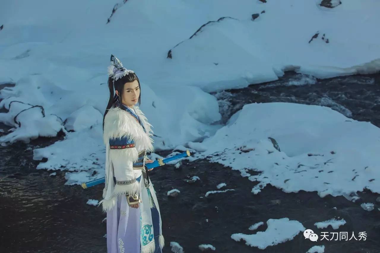 帅炸裂的出场,李太白换装cos