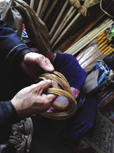 皮匠绝活成绝唱,民勤做皮匠视频