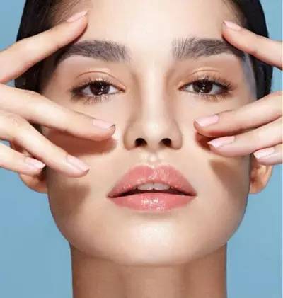 眼睛痒痒的越揉越痒用什么眼药水,眼睛有红血丝干涩痒用什么眼药水