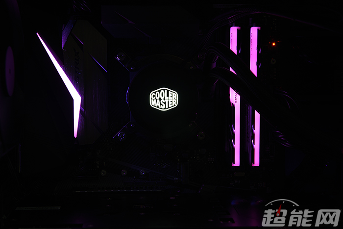 酷冷至尊MasterLiquidLite240散热器评测:初玩水冷之选