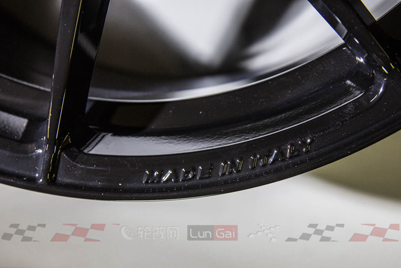 16寸经典五幅刀锋轮毂,五幅oz轮毂