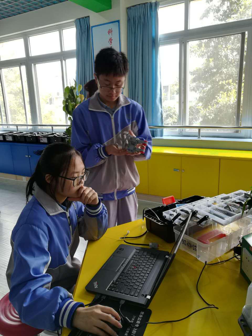 “为幸福人生奠基”系列报道——带你分分钟看懂师大实外