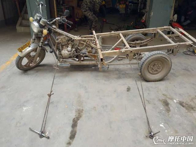 摩托车车架矫正方法,摩托车车架变形怎么校正