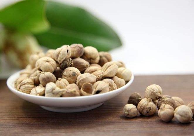 餐创大课堂川卤,鸭货去腥增香的香料白豆蔻