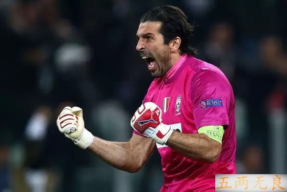 足球十大兵器排名,足坛十大兵器