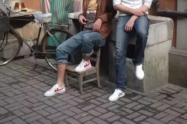 山寨回力鞋杨幂穿,杨幂回力鞋有木有字母