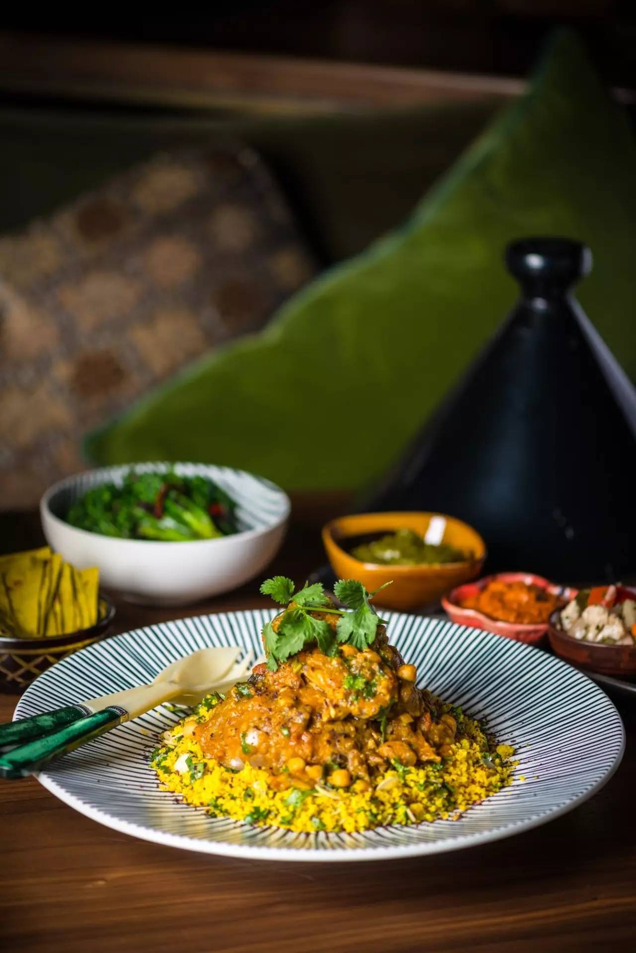 魅蓝米雪儿的新菜单，很海派，一桌尝尽天下风格