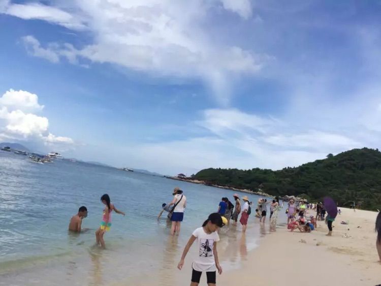 浪在枕边海在眼前——海南三亚行