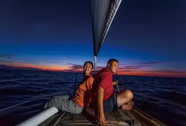 那些长期一个人旅行的人,经常旅游的人一般是干什么的