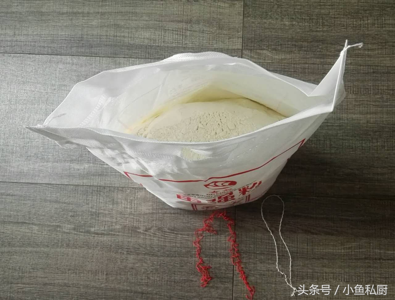 面粉袋压缩封口怎样打开,如何拆面粉袋的封口线