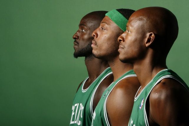 保罗乔治詹姆斯对飙,詹姆斯字母哥对飙三分