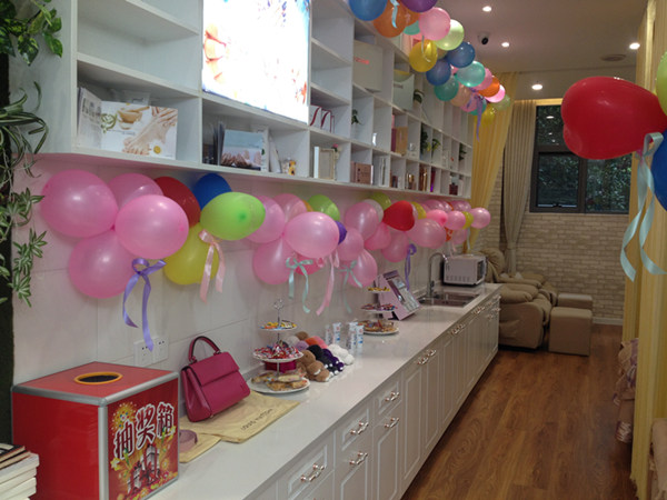 新手小白开美甲店需要什么样式,开美甲店需要学什么专业