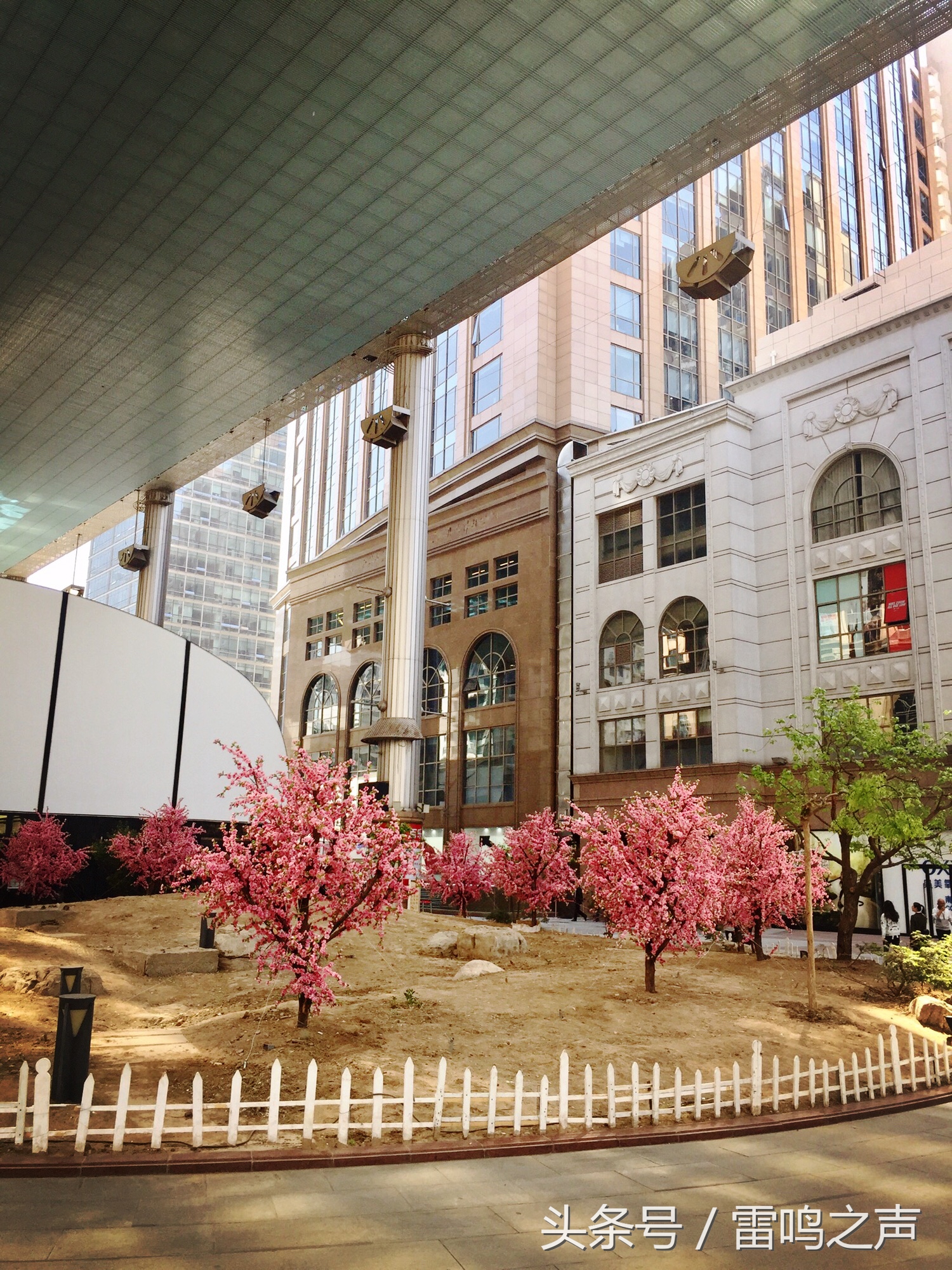 世贸天阶从哪个口出,世贸天阶地址